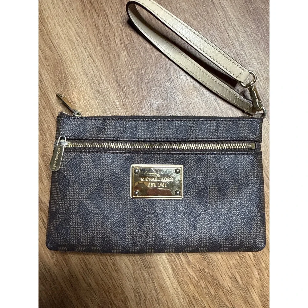 Michael Kors Brown Wristlet Pouch Gold Hardware Front Zip Pocket